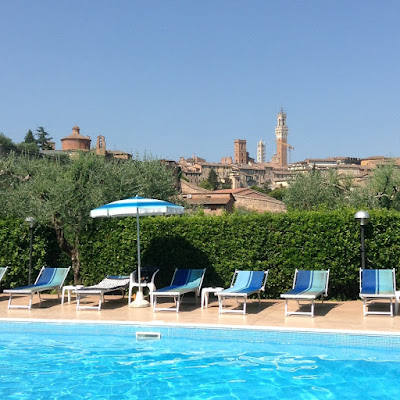 Siena: piscina pubblica Il Giardino
