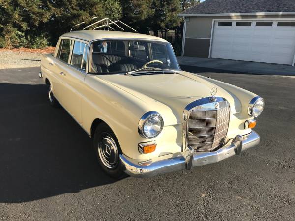 Great 1965 Mercedes-Benz 190D