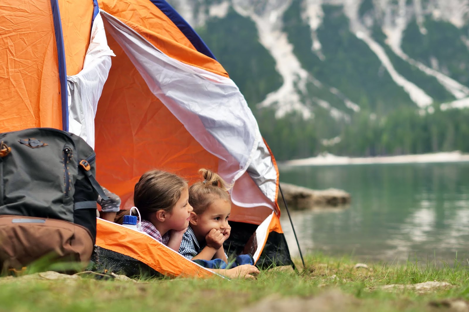 13 Fun Things for Kids to Do on a Camping Trip {with FREE camping games  pack}