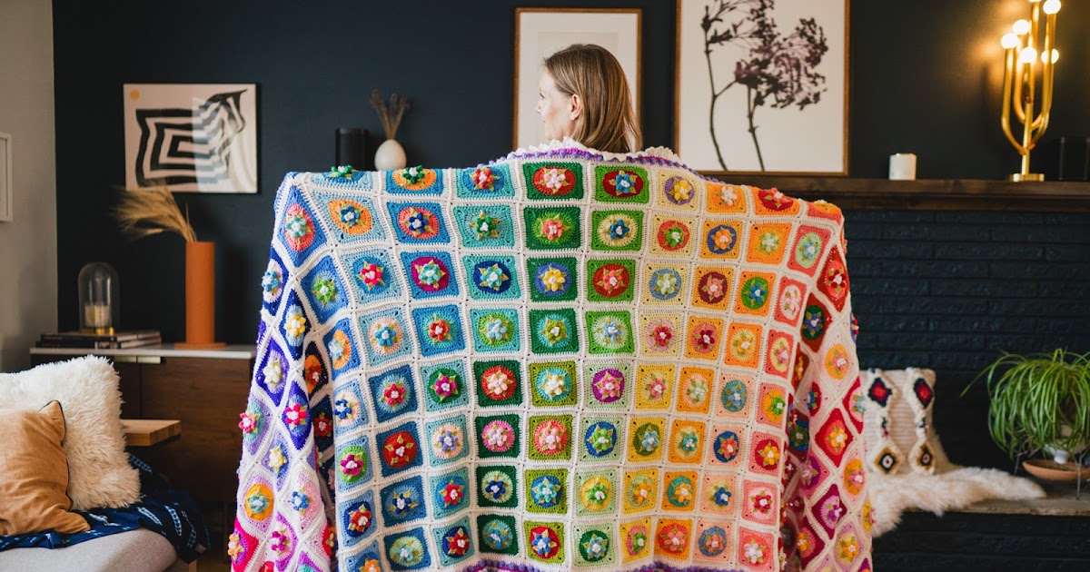 Apple Blossom Dreams: Blossom Circle Square Crochet Pattern A