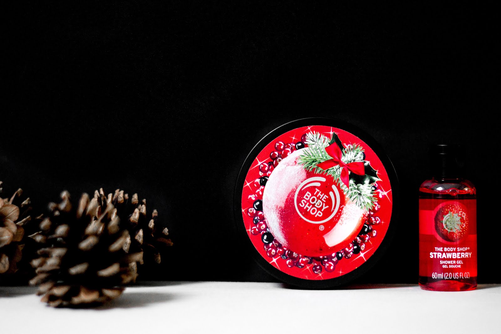 The body shop, advent calendar, 2017, adventskalender, kerstcollectie, frosted berries, frosted plum, vanilla chai, beauty gifts, christmas, body shimmer