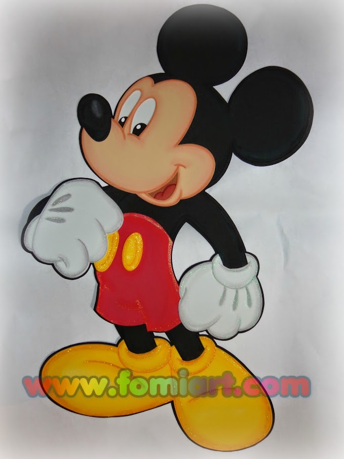 Mickey Mouse de pie (75 cms)