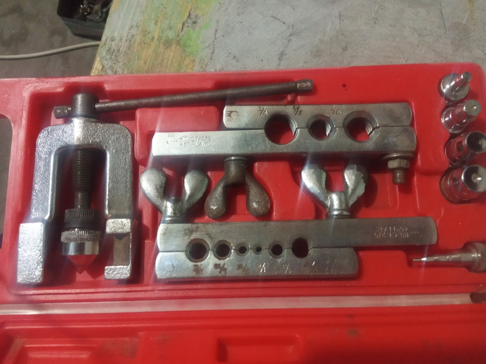 Cara Menggunakan Alat Flaring dan Swaging