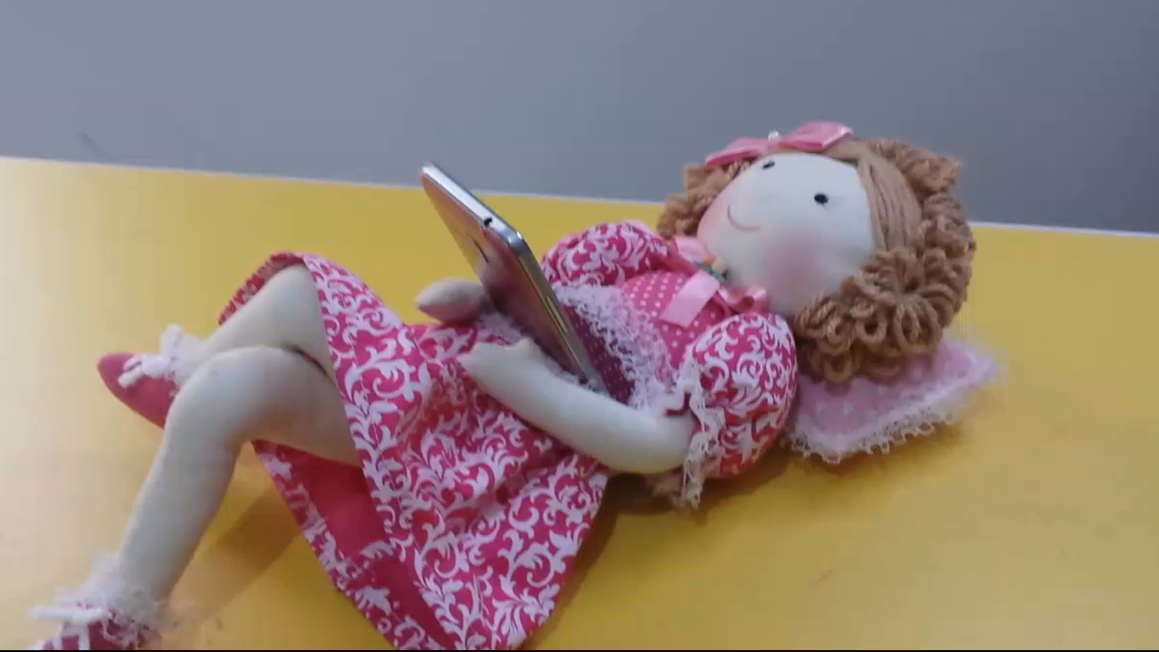 Porta celular boneca fofucha Clearance