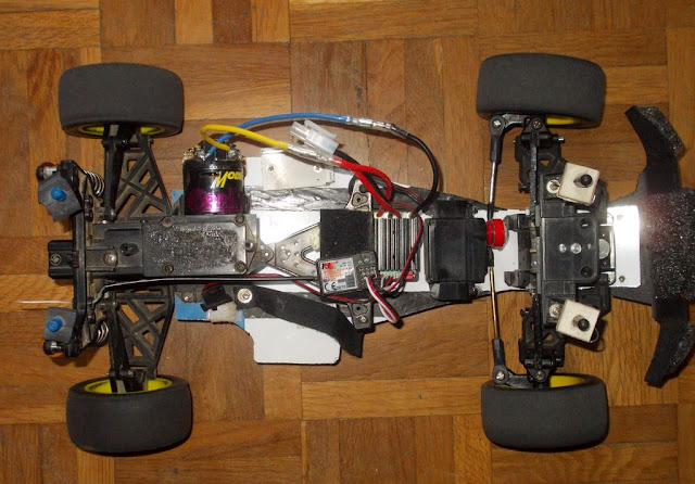 Kyosho Raider with on-road wheels 