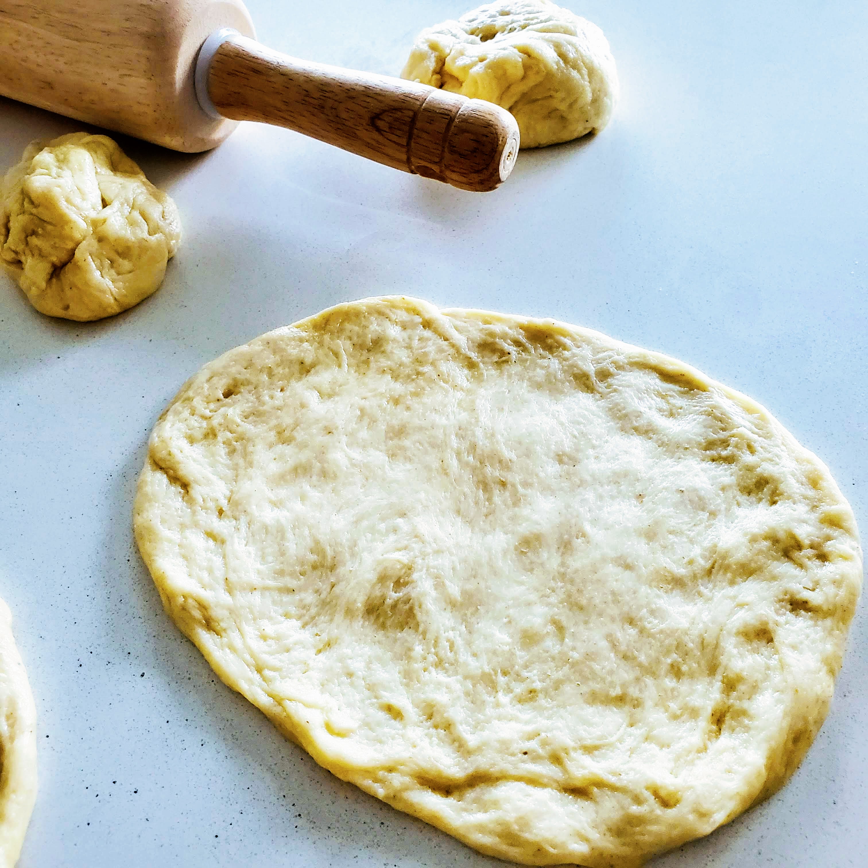 Panfried garlic butter bread