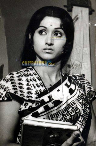 Kannada old serial actress - mazclouds