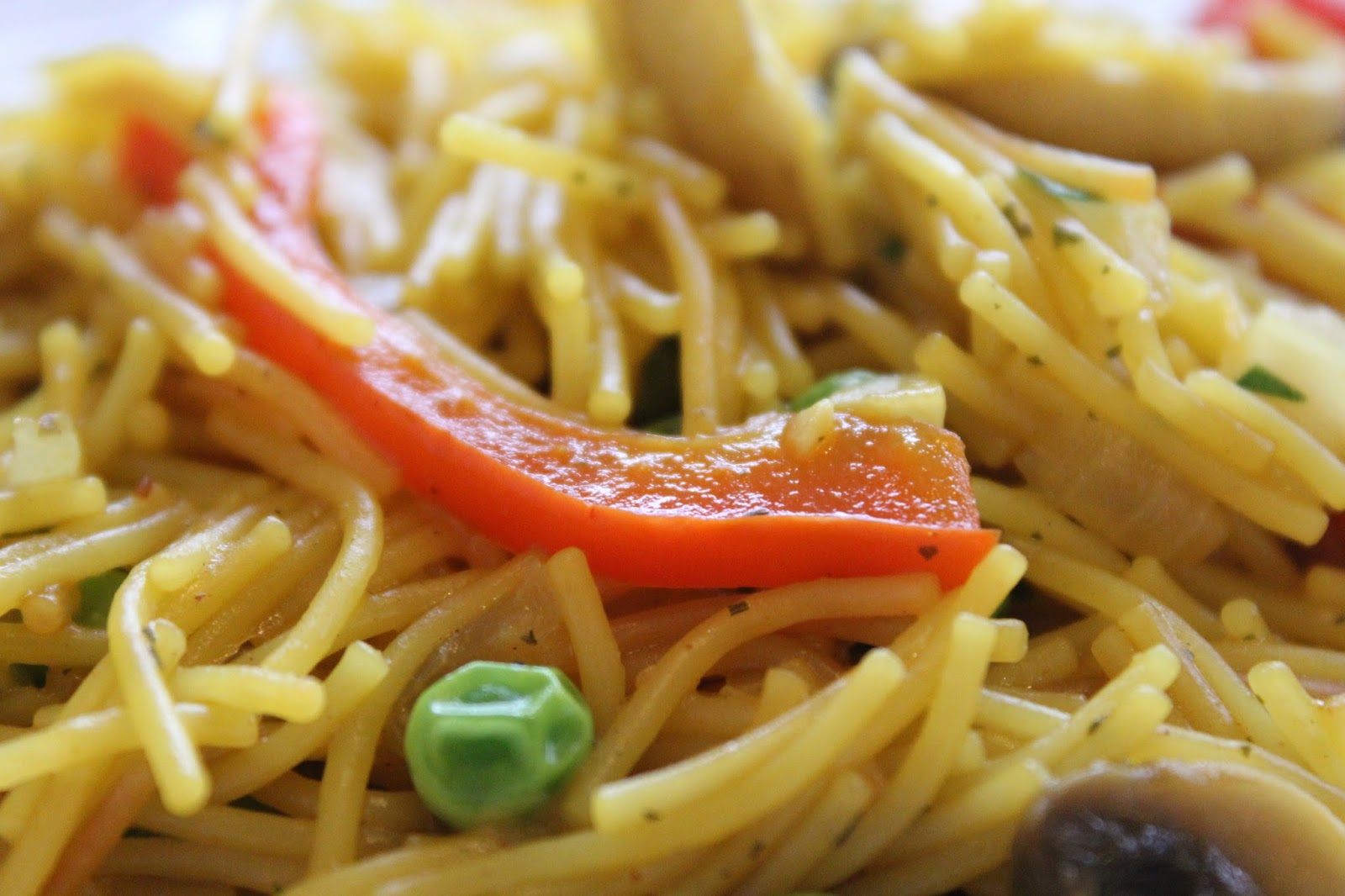 The Orange Taste: Nudel-Paella