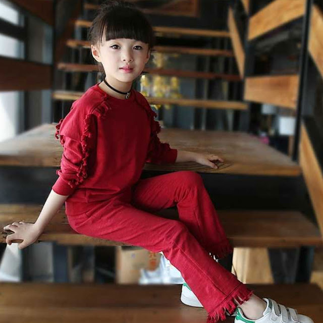 Images for Girls Girls red dress | صور للفتيات فستان أحمر