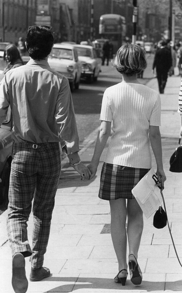 Intimate Vintage Photos Of Romantic Couples In The 1960s ~ Vintage Everyday