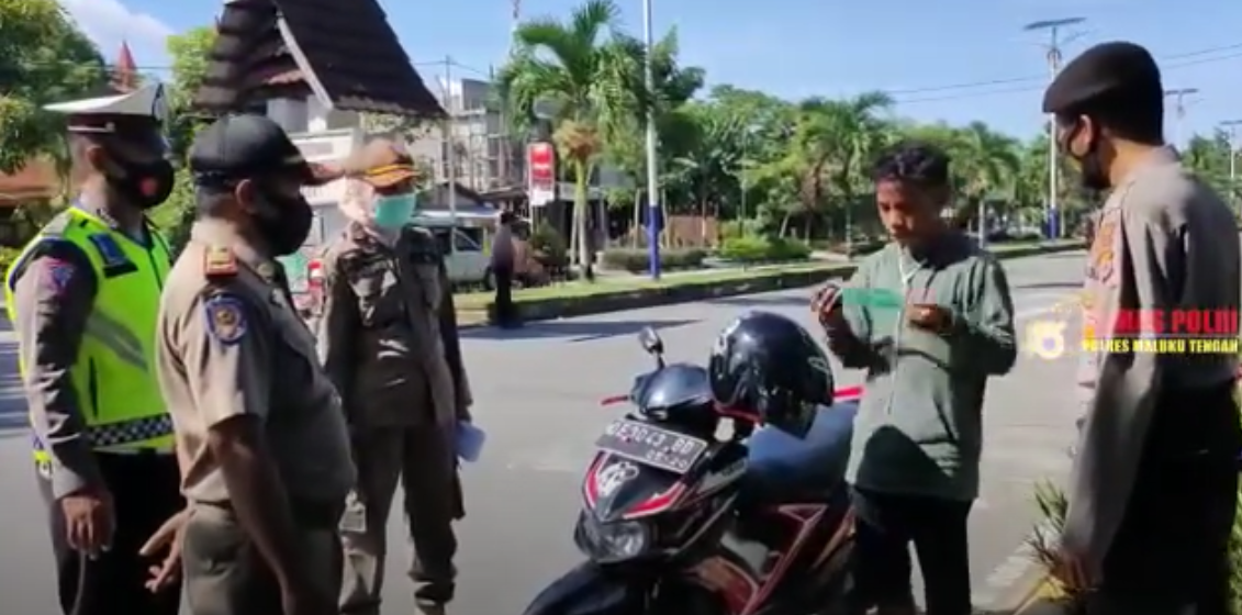 Operasi Yustisi Pendisiplinan Protokol Kesehatan Polres Maluku Tengah I.17