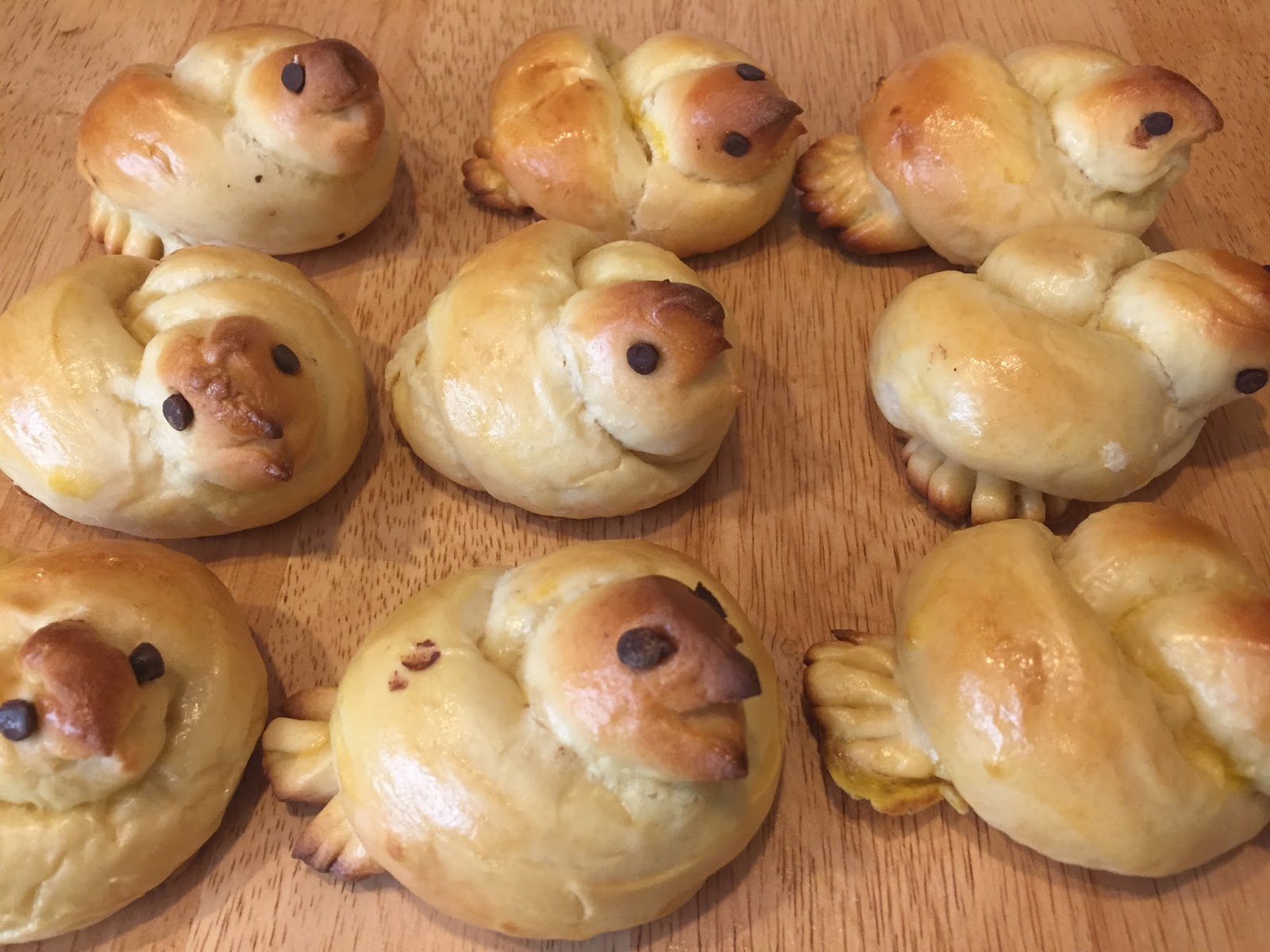 sugarampsprinkle Bird Shape dinner rolls