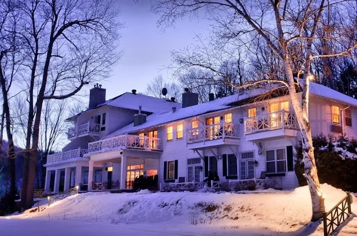 hotel Manoir Hovey in Quebec Province | Canada 