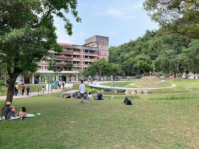 【開箱】iPhone SE2 |當傳聞悄悄現身