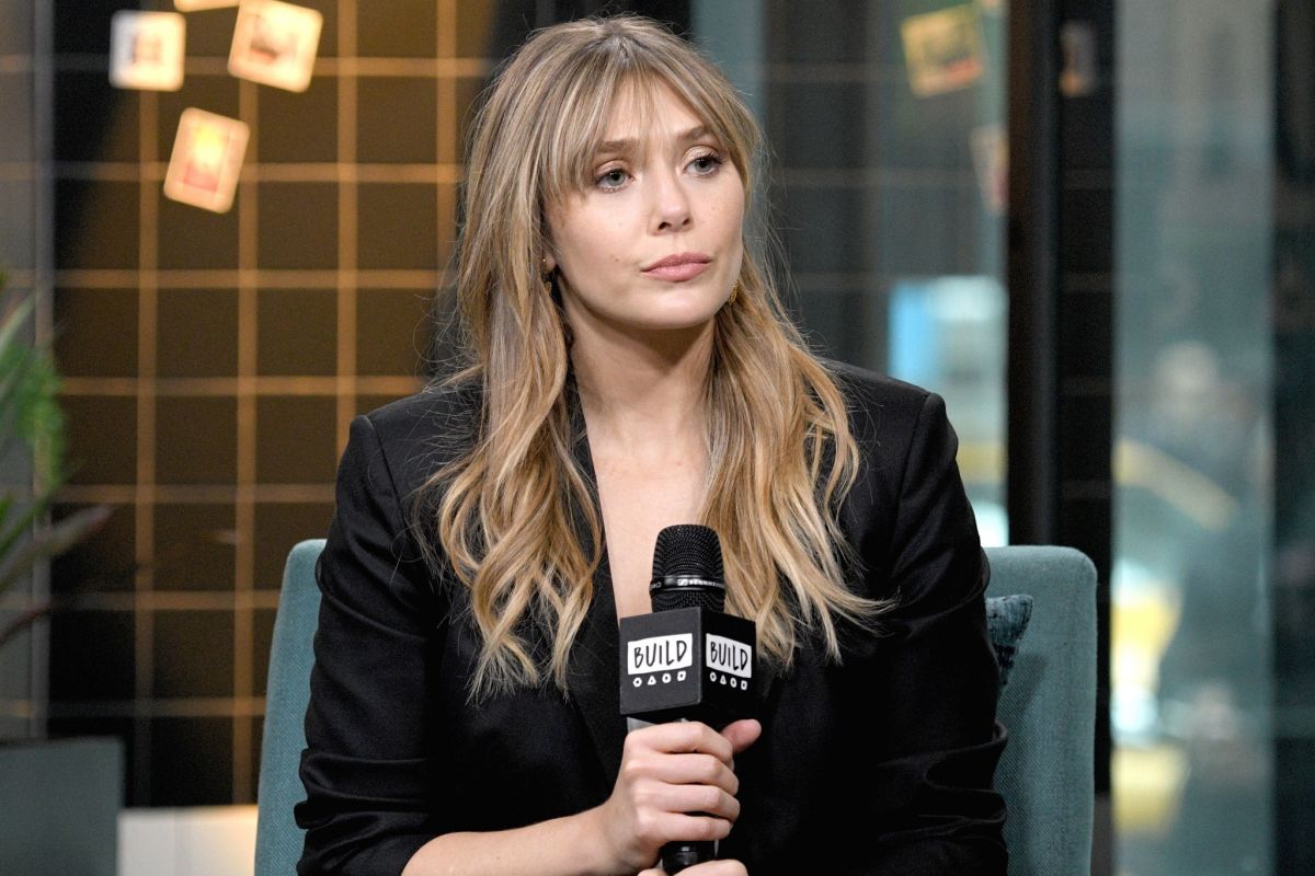 Элизабет олсен в москве Элизабет олсен в москве