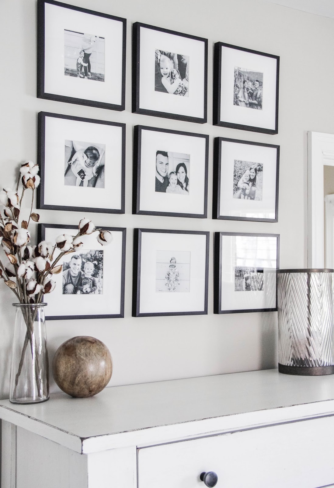 Modern Black And White Photo Wall Ideas with Simple Decor