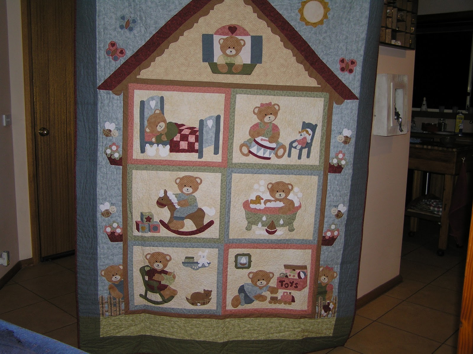 Tea Tree Quilter Teddy Bear Quilt