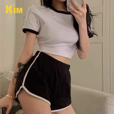 SET ÁO THUN TAY NGẮN CỔ TRÒN KÈM QUẦN SHORT LƯNG CAO