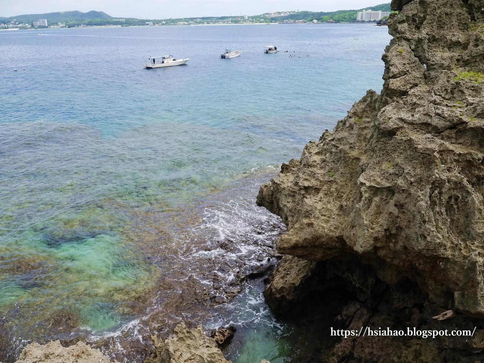 沖繩-景點-推薦-真榮田岬-青之洞窟-真榮田岬潛水-真榮田岬浮潛-青之洞窟潛水-青之洞窟浮潛-青の洞窟-自由行-旅遊-Okinawa-diving-snorkeling-maeda-cape-blue-cave