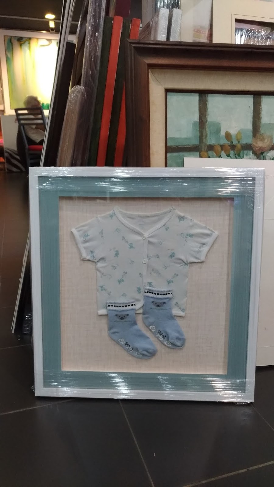 WL FRAMING & ART SDN BHD (960835D) Box framing concept for baby