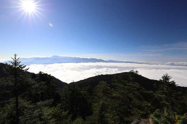 拔都諾府山位於南湖北稜，中央山脈北北段，北起宜蘭的中央山脈主稜由北向南數來第一座海拔超越3000公尺的高山