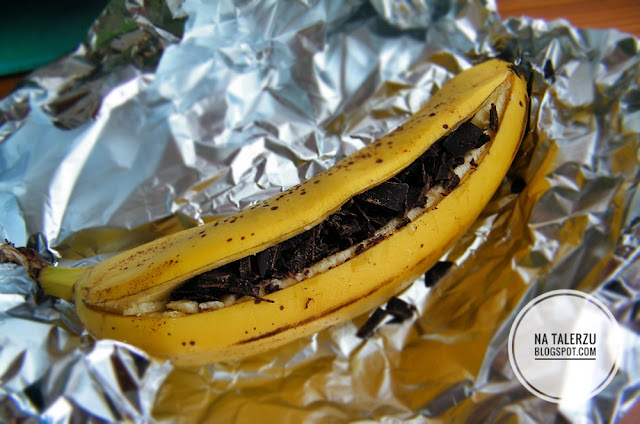 Banany z czekoladą z grilla