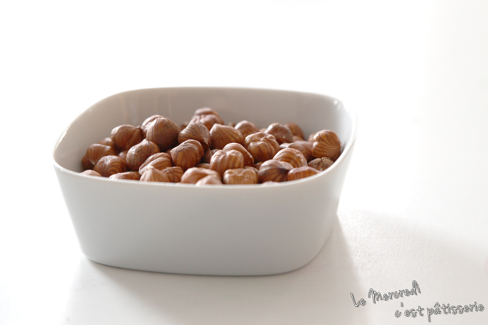 Monder et torréfier les noisettes