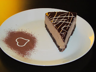 Tort cu mousse de ciocolata si cappucino / Cake with chocolate mousse and cappuccino