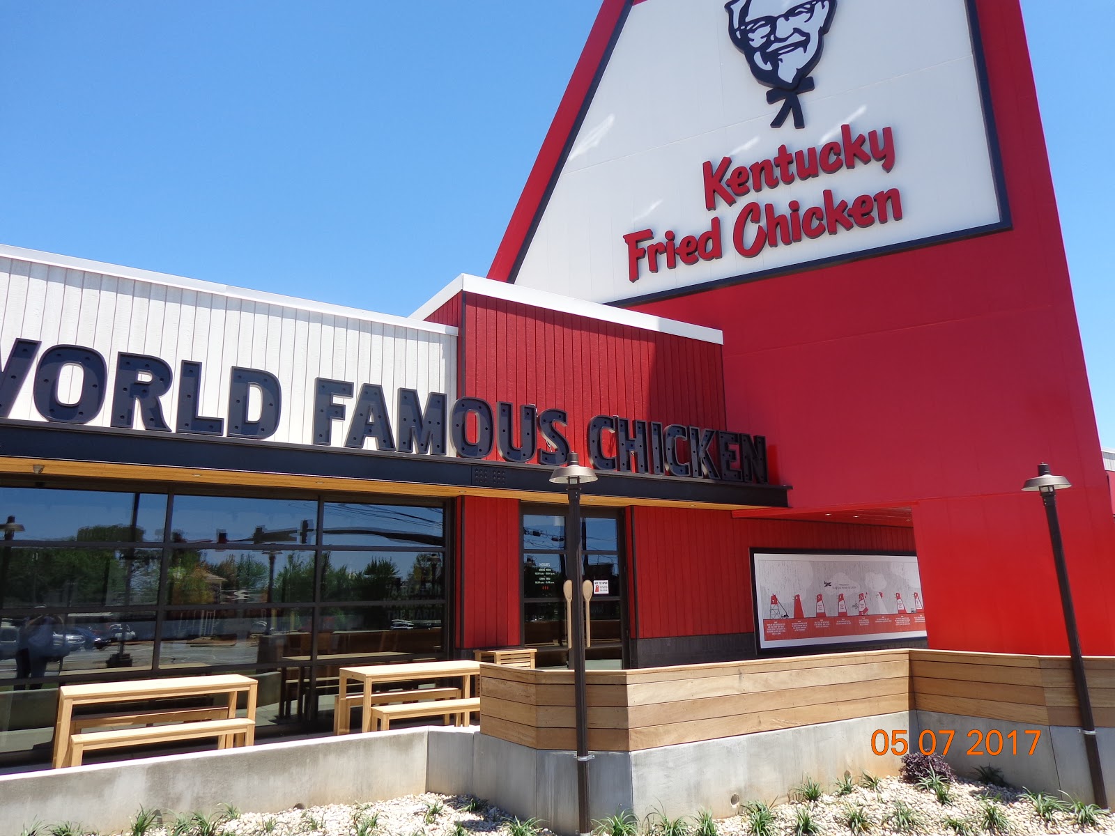 THE BIG CHICKEN THE BIG CHICKEN a Marietta landmark