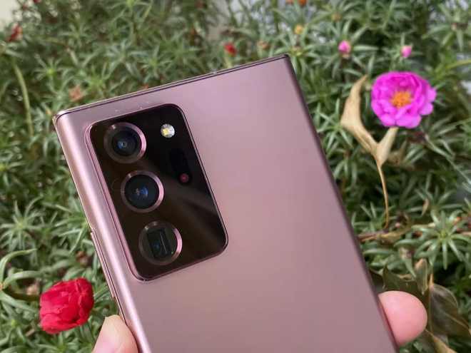 Chưa ra mắt, iPhone 12 Pro đã bị Galaxy Note20 Ultra đánh phủ đầu Chưa ra mắt, iPhone 12 Pro đã bị Galaxy Note20 Ultra đánh phủ đầu