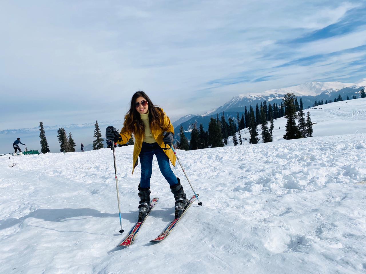 kashmir winter tour packages