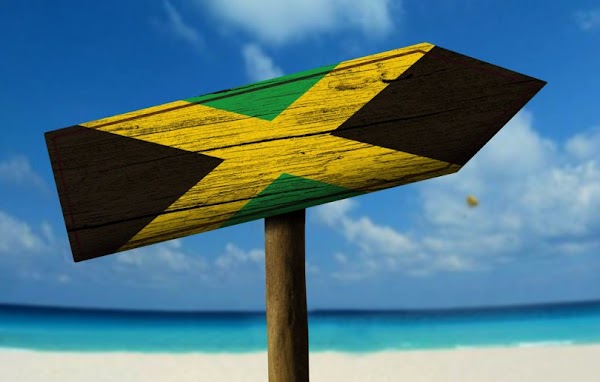 CARAIBI: ALLA SCOPERTA DELLA GIAMAICA CARAIBI: ALLA SCOPERTA DELLA GIAMAICA