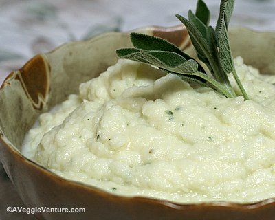 Mashed Cauliflower & Turnip (Lighter Mashed 'Potatoes') ♥ KitchenParade.com, a low-carb substitute for mashed potatoes with much the same mouthfeel as the real thing, just fewer calories and carbs.