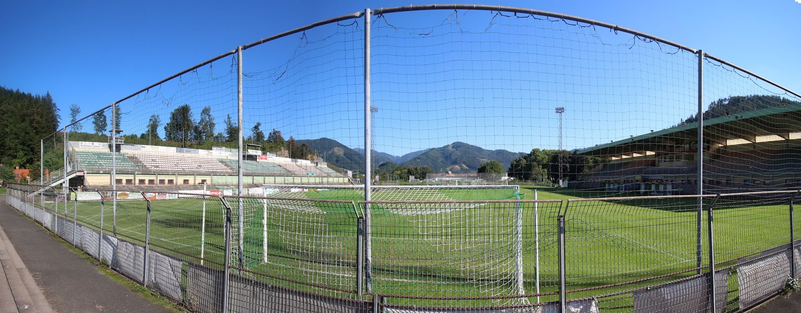 Stadien in aller Welt Stadion Donawitz Leoben Groundspotting