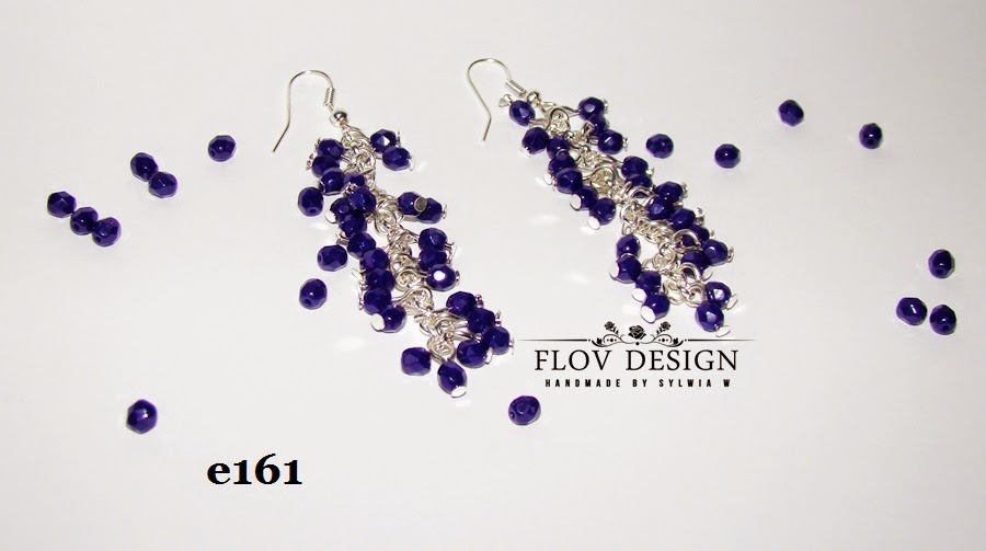 flov design: navy blue earring
