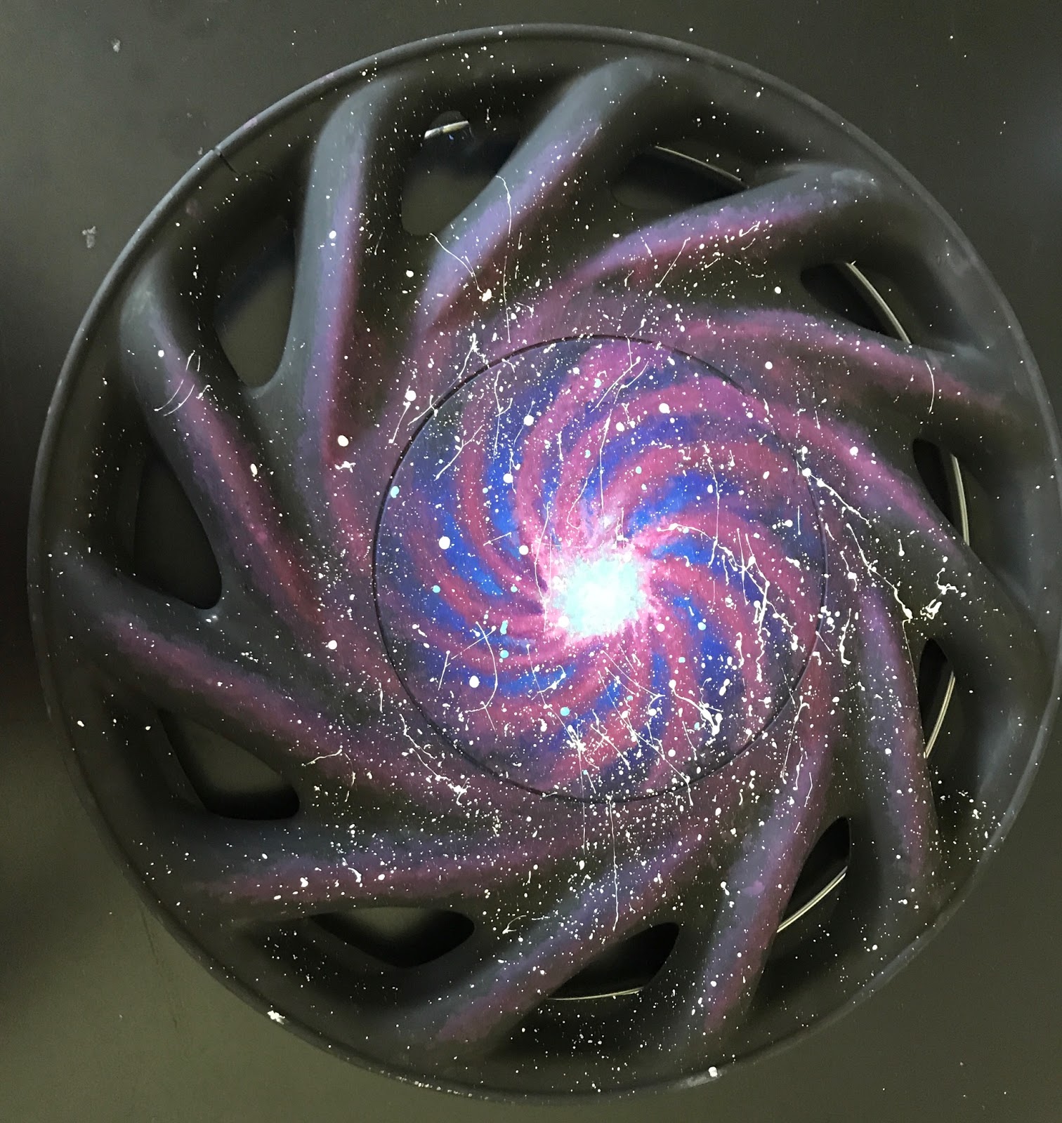 Art 2 Hubcap Designs