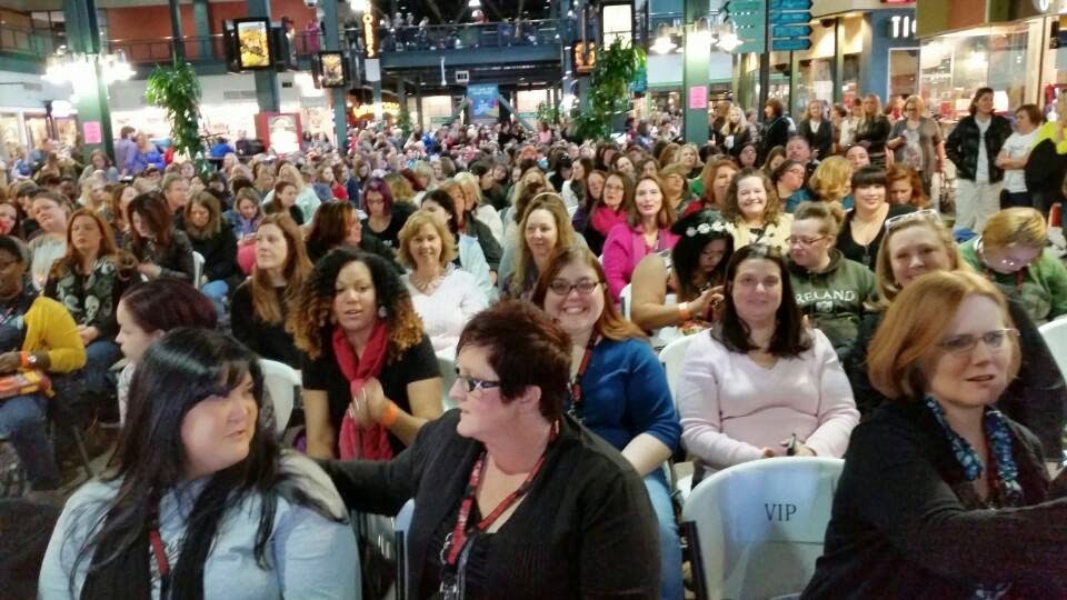 Forever Books: Karen Marie Moning Book Signing 1/24/15