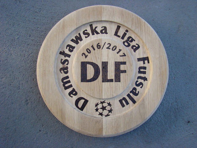 Damasławska Liga Futsalu patela trofeum 2016 ręcznie wypalone pirografia