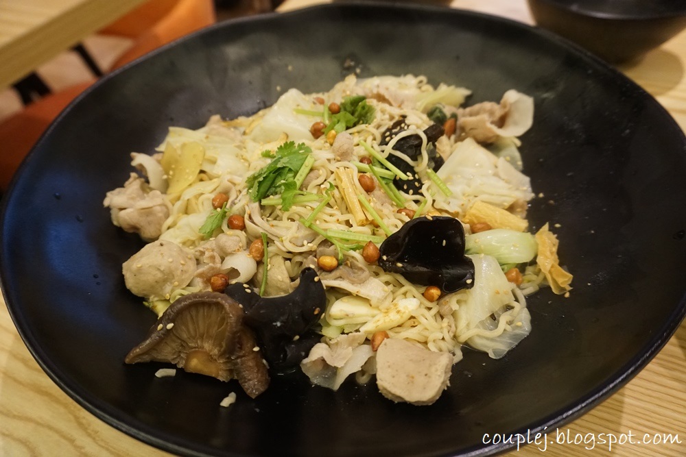 Hotpot Kitchen Mid Valley Megamall Couple J