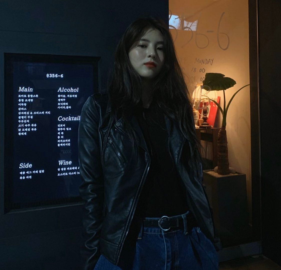 Semakin Populer, Foto-foto dari Han Sohee yang Pancarkan Aura “Girlfriend Material” Jadi Sorotan 17 pQAqC