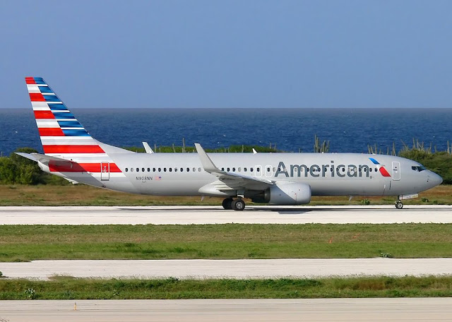 American Airlines Boeing 737-800 on Runway