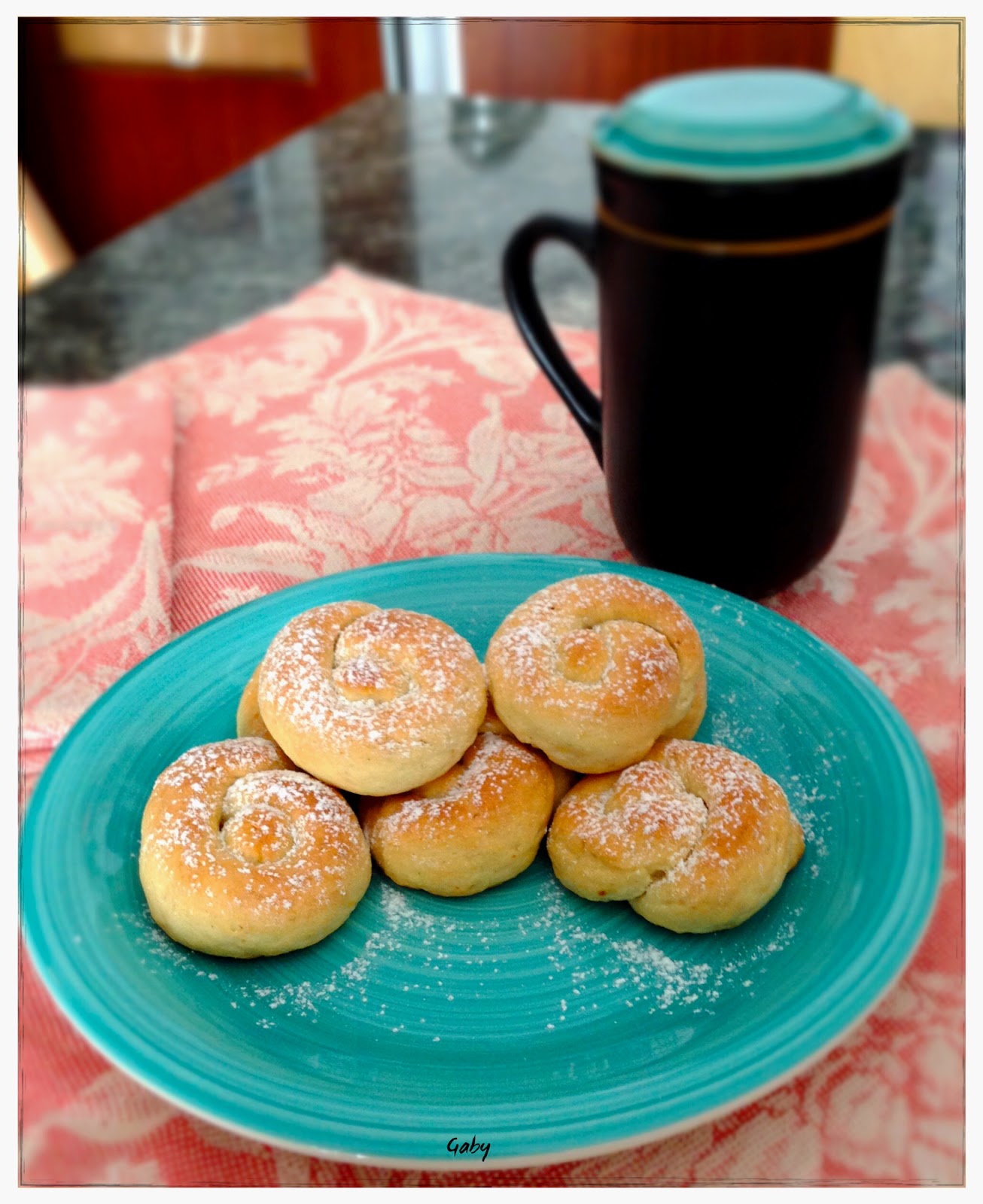 Mezza tazza di tè: Biscotti morbidi allo yogurt e limone
