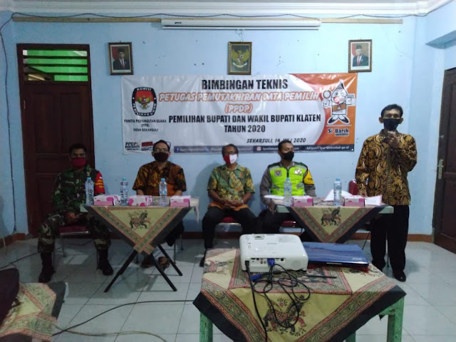 Dukung Persiapan Pilkada, Babinsa Koramil 24 Klaten Utara Hadiri Bimtek PPDP