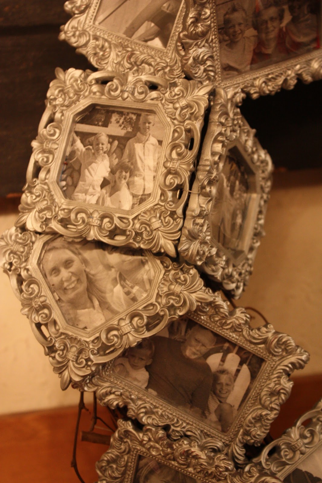 Christy Robbins Frame Memory Wreath