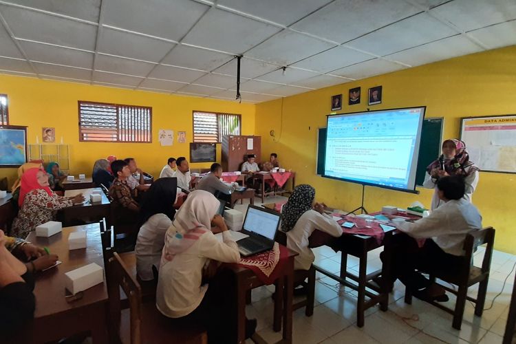 12 Contoh Karangan Narasi Terbaik Tahun 2023 | Info Pendidikan