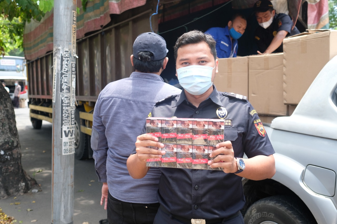 Rokok Polos Senilai Miliaran Nyaris Beredar! Negara Tak Jadi Rugi Rp435 Juta: Kisah Perburuan di Karanganyar
