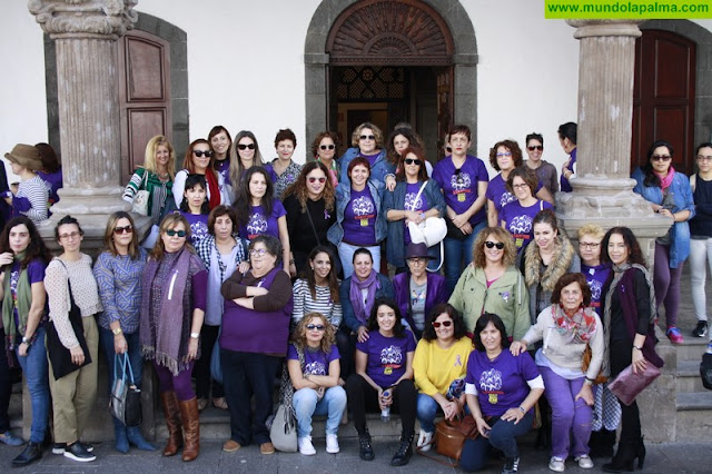 Las reivindicaciones con motivo del Día de la Mujer protagonizan la jornada en Santa Cruz de La Palma 