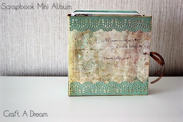 scrapbook-mini-album