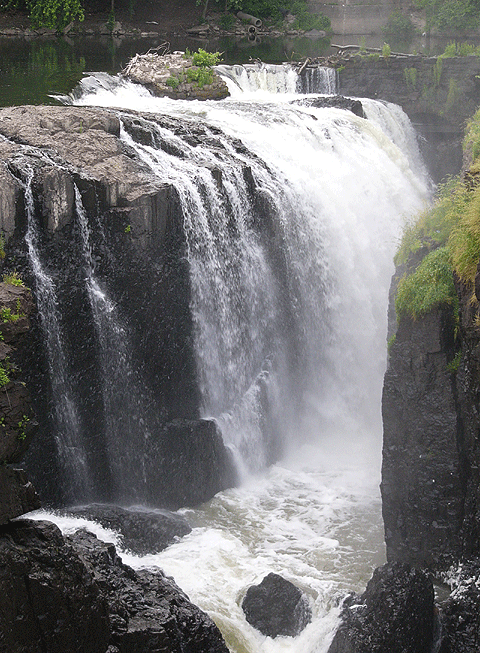 cachoeira grande