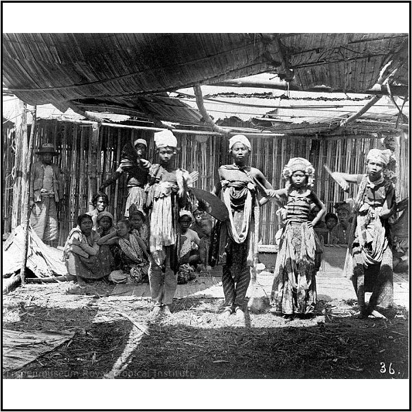 Foto-foto Suku Sasak Tempo Dulu